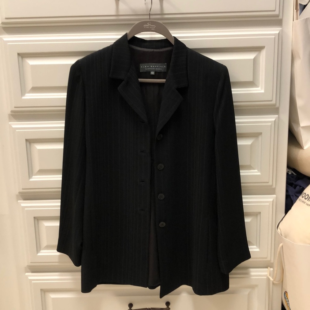 Garfield & Marks suit jacket size 10